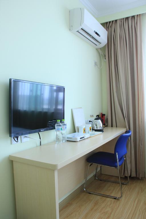 Super 8 Hotel Chengdu Airport Branch Eksteriør bilde